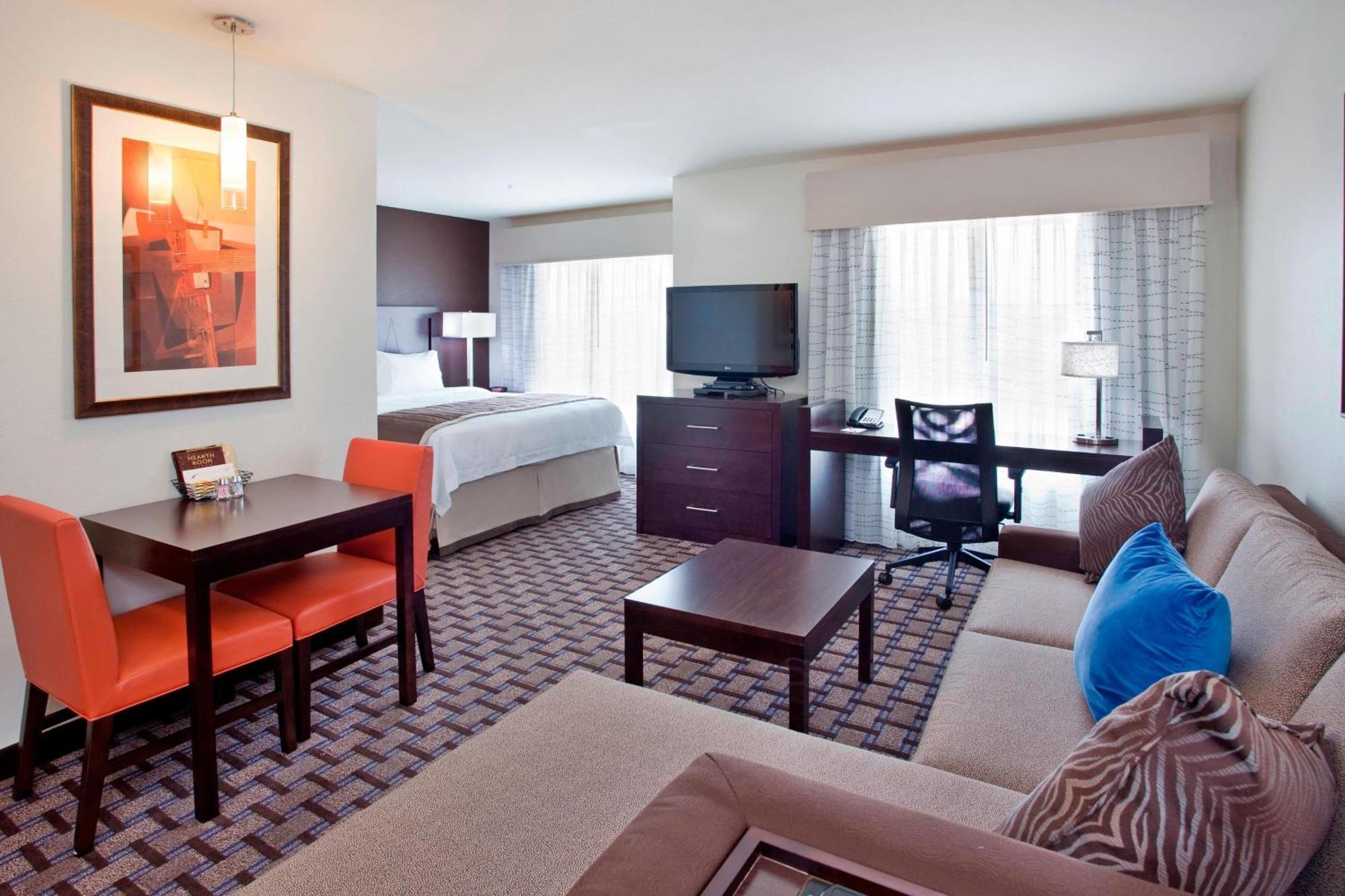 By Marriott I-10 West/park Row 3* Houston