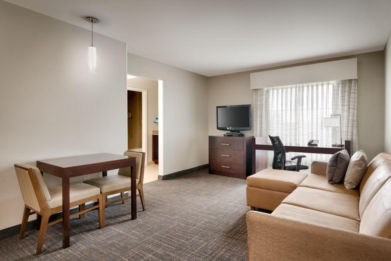 By Marriott I-10 West/park Row