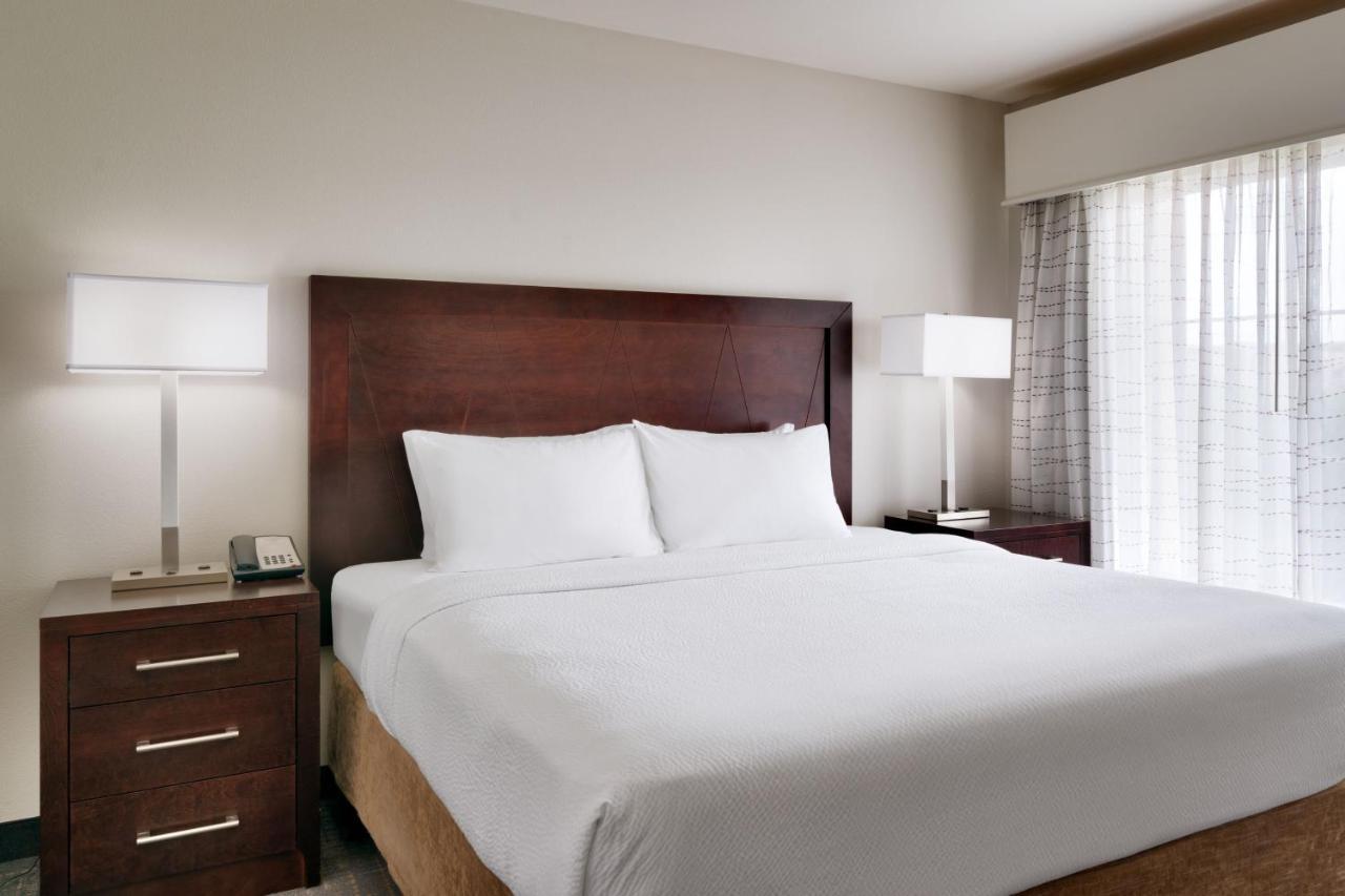 Hotel By Marriott I-10 West/park Row