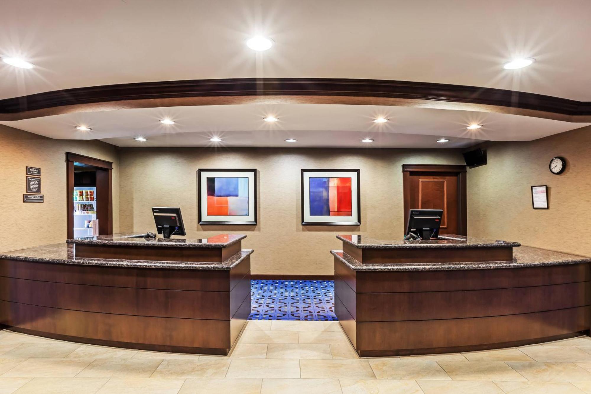 Hotel By Marriott I-10 West/park Row Houston